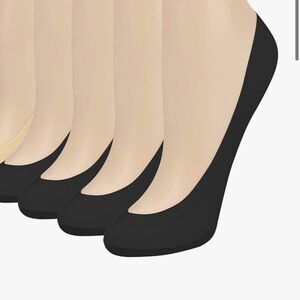 Set of 6 no show ballet flats socks in nude and black 
All brand new